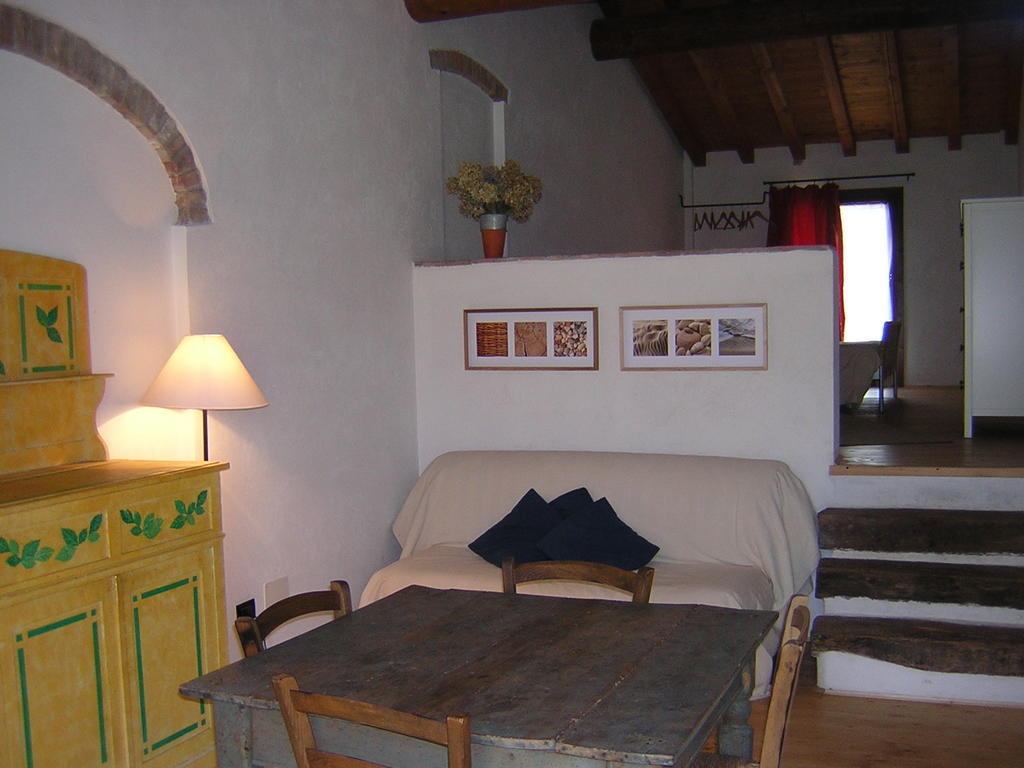 Agriturismo Trebisonda Country Resort Monzambano Cameră foto